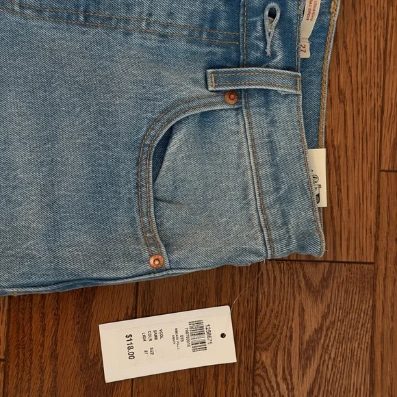 Levi's Women's Straight Leg Jeans in Light Blue - Picture 3 of 5
